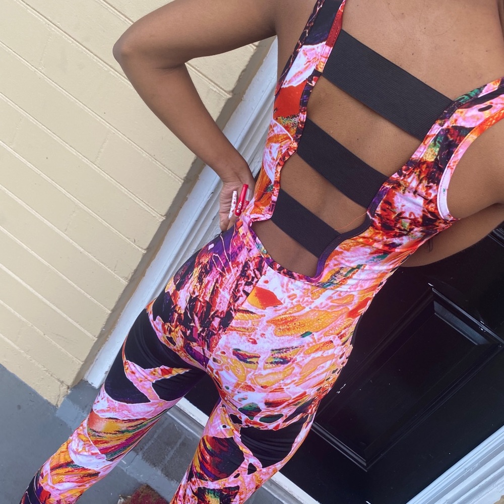 Lava One Piece - Picture 2 of 2